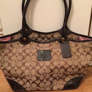 Coach Logo Tote